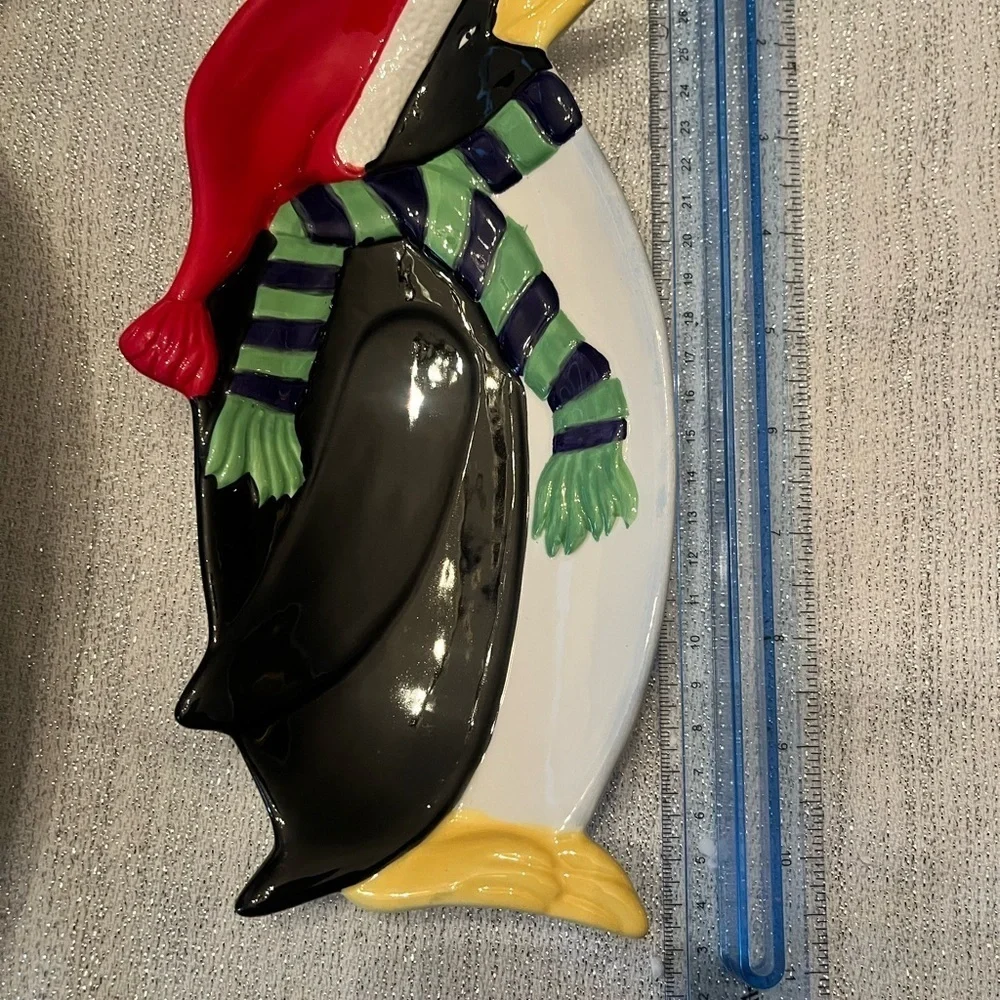Winter penguins serving plates nesting style x2 - Picture 5 of 7